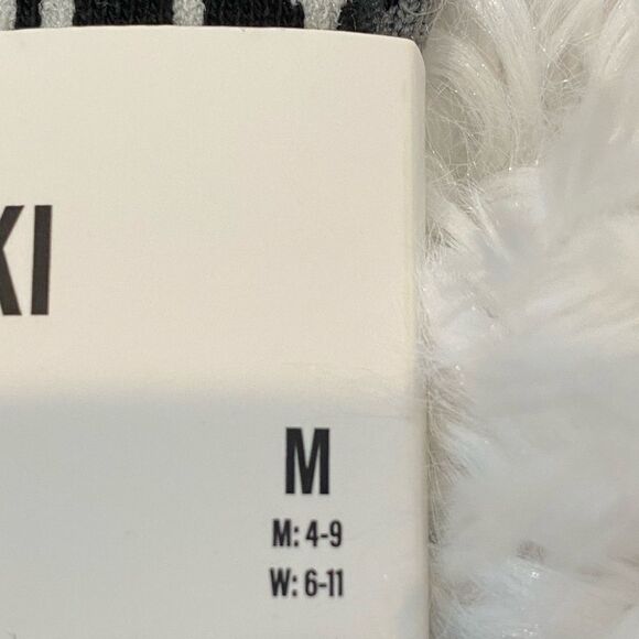 Boo Socki Snowman Socks 2 Pack Features Cool Festive Graphics Throughout - Picture 7 of 10